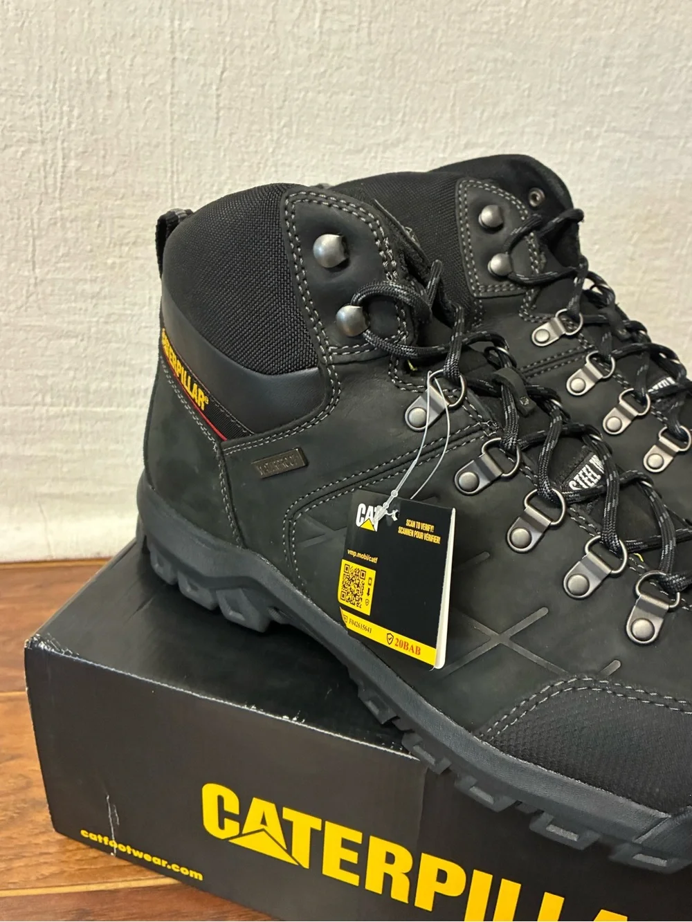 Caterpillar Black Men's Rugged Lace-Up Work Boots Size 12